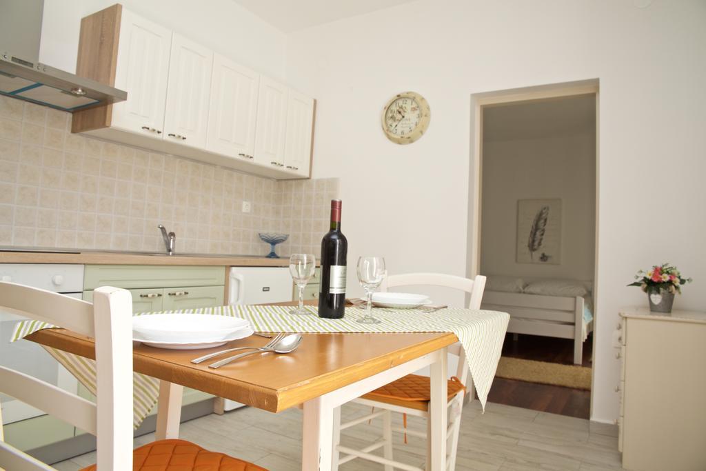 Antonija Apartments With Pool Biograd Na Moru Extérieur photo