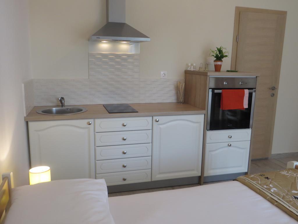 Antonija Apartments With Pool Biograd Na Moru Extérieur photo