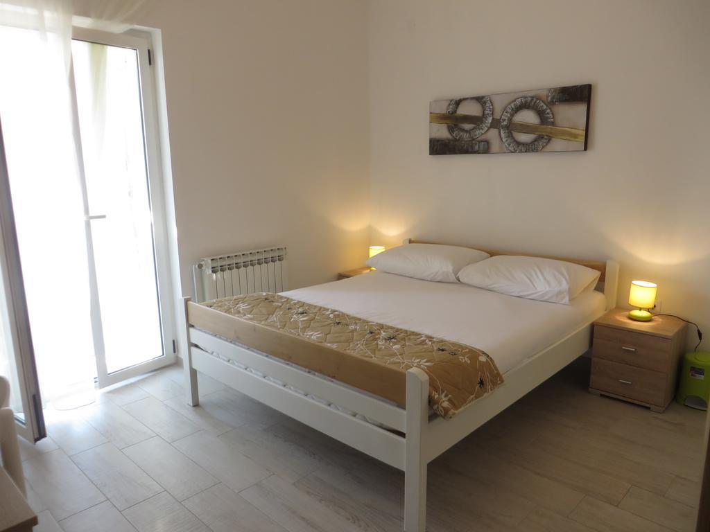 Antonija Apartments With Pool Biograd Na Moru Extérieur photo