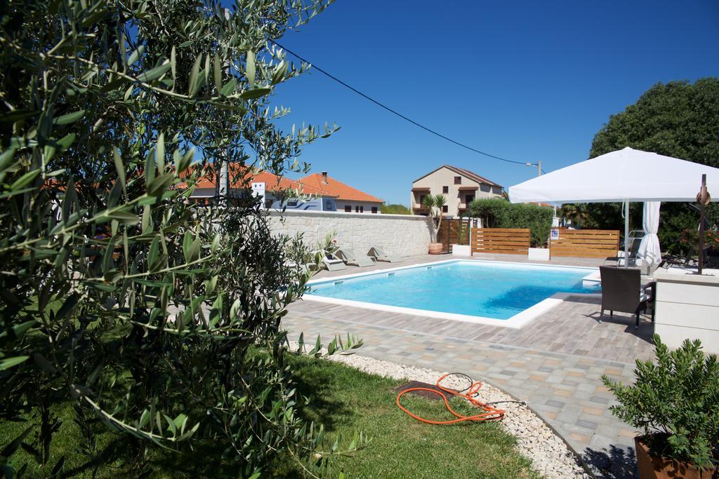 Antonija Apartments With Pool Biograd Na Moru Extérieur photo